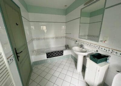 Salle de bain de notre maison dans le Périgor